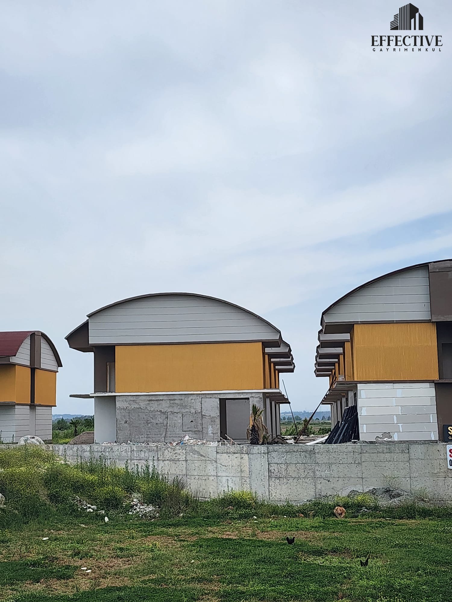 SERİK'TE 5+1 TRİPLEKS SATILIK MÜSTAKİL HAVUZLU VİLLA *REF525